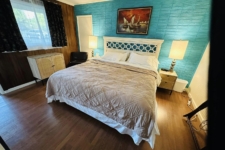 Photo of Wooden Boat Inn Photo of Wooden Boat Inn