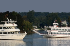Photo of Uncle Sam Boat Tours Photo of Uncle Sam Boat Tours