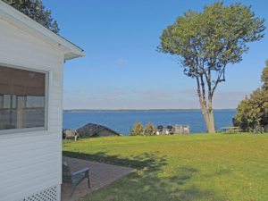 Logo for West Winds Motel & Cottages Logo for West Winds Motel & Cottages